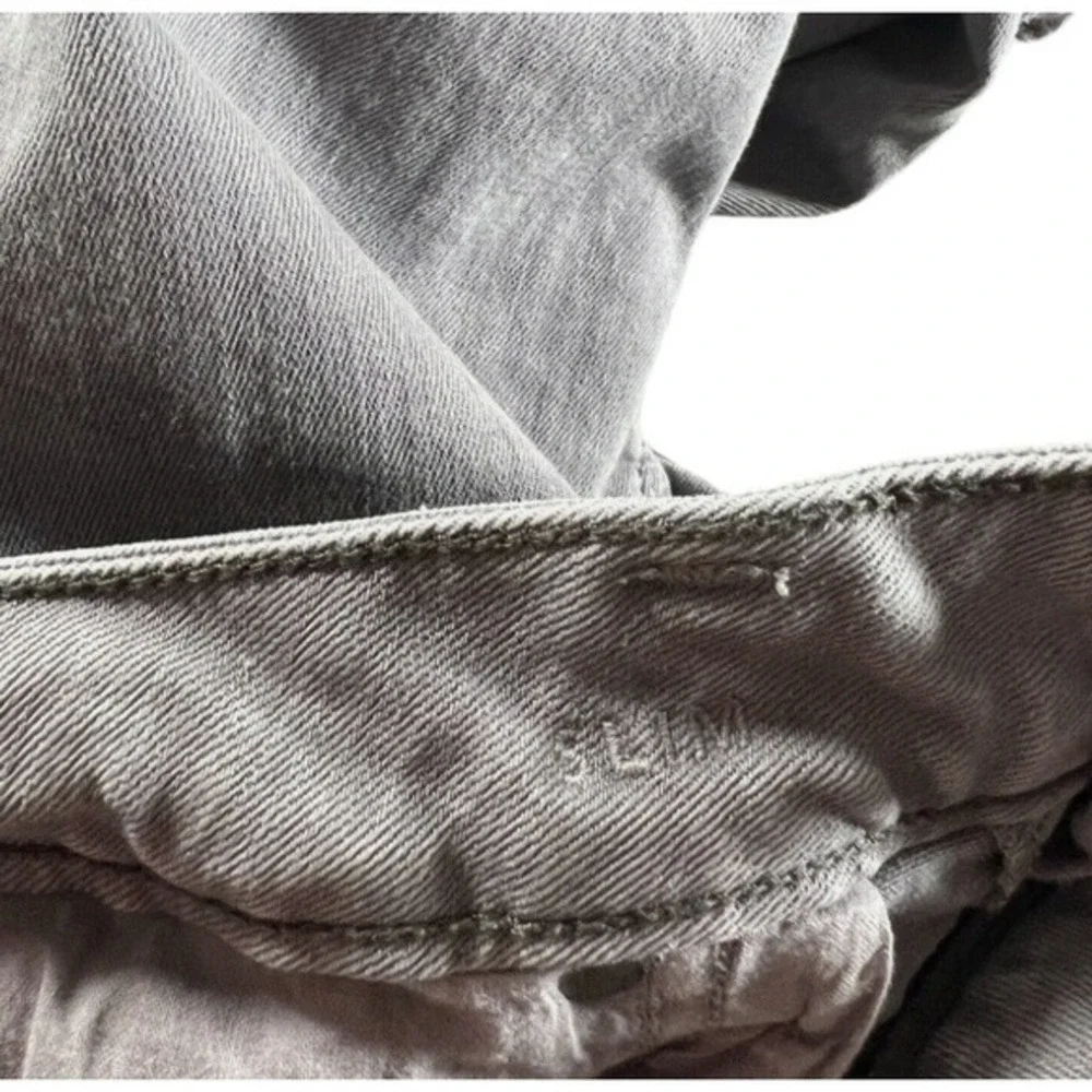 American‎ Eagle Jeans Mens 30x34 Slim Fit Gray Wash Airflex + Destroyed Ripped